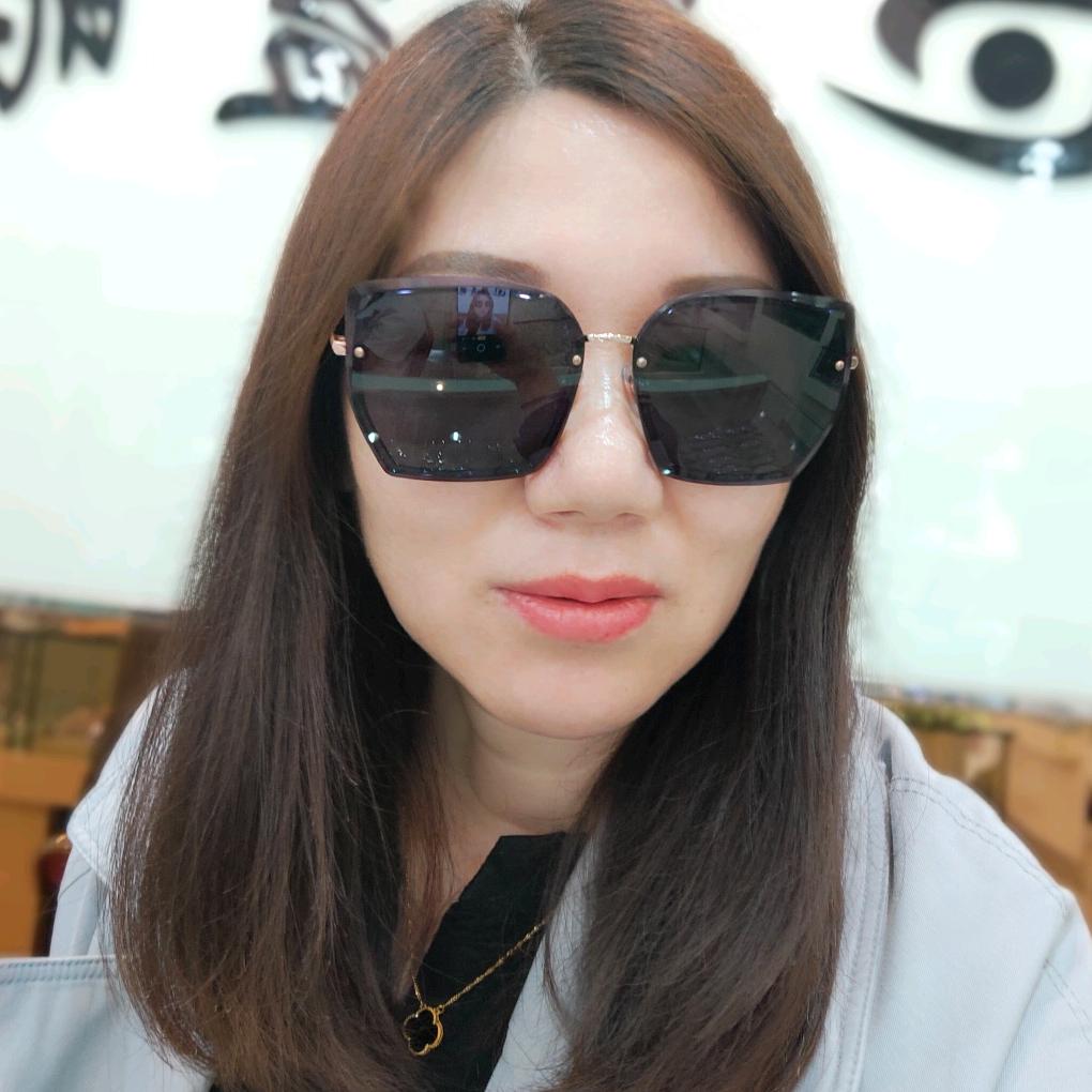 精益眼镜(长风路店)官方