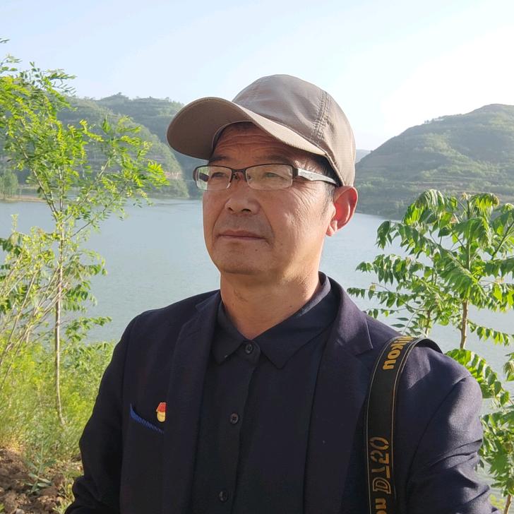 八怪李春生