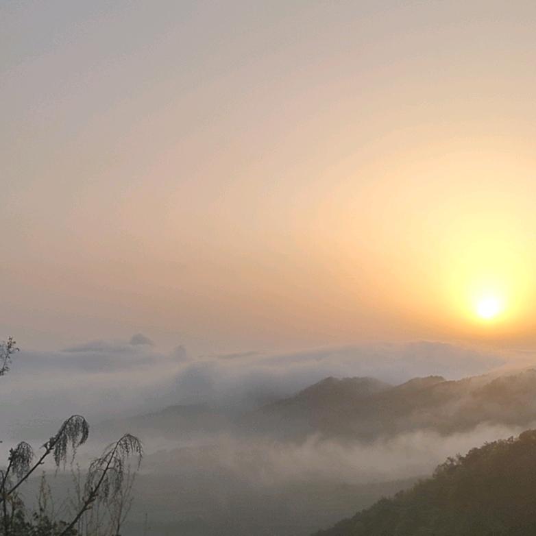 ឩ໊၀ឩ໊ᰁ᭄凡夫ઈོ俗子࿐