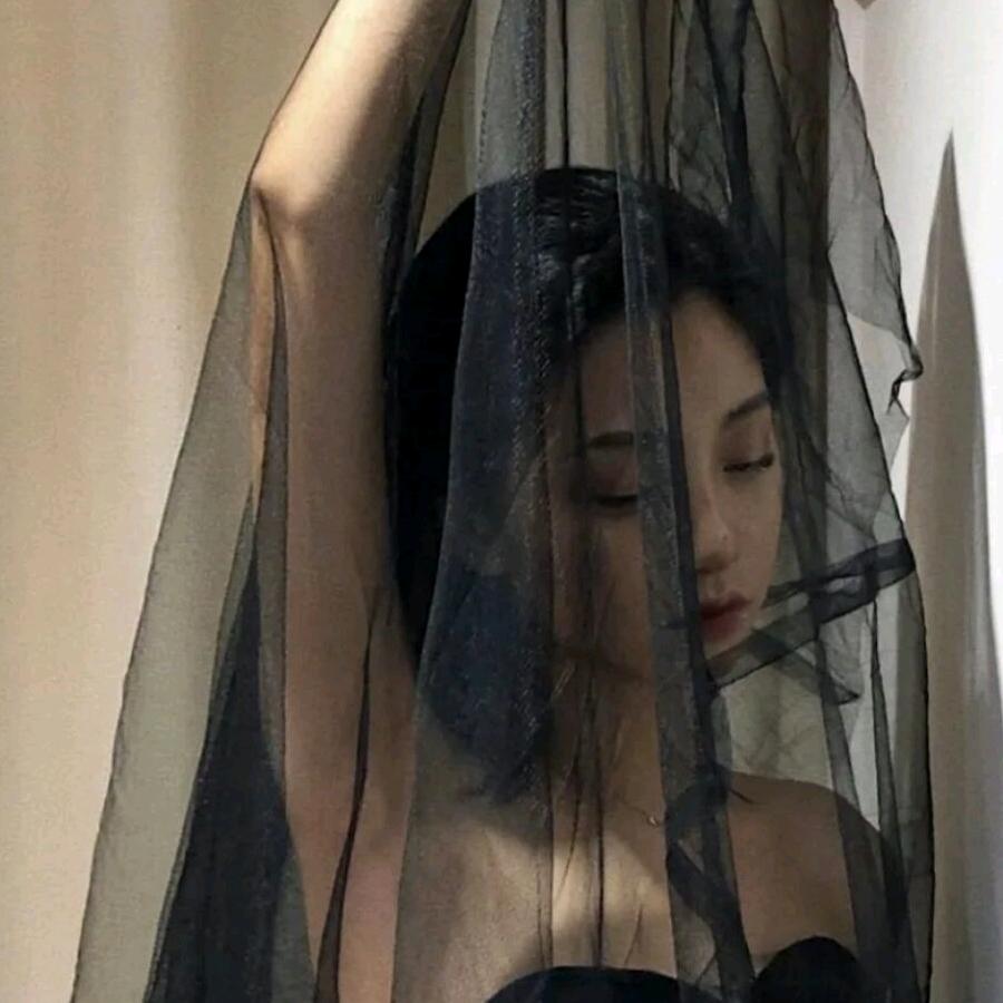 凯丽哇哦哦