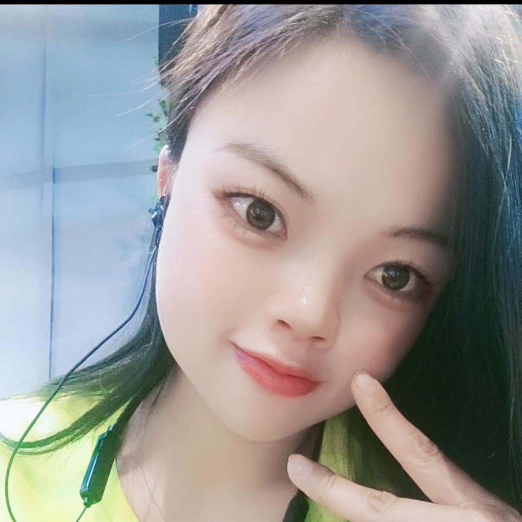 王家二小姐😘温💋馨