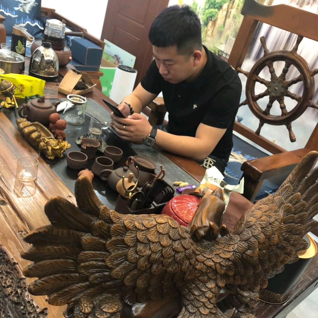 小哥不帅惹人爱 😘