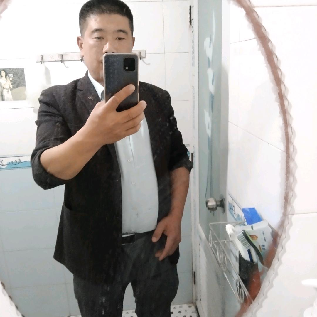 何志强