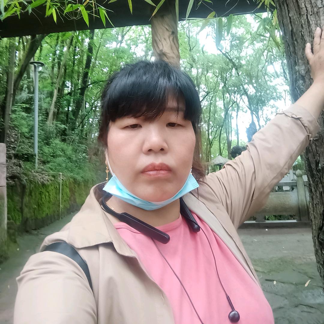 萍水相逢٩(๑òωó๑)۶