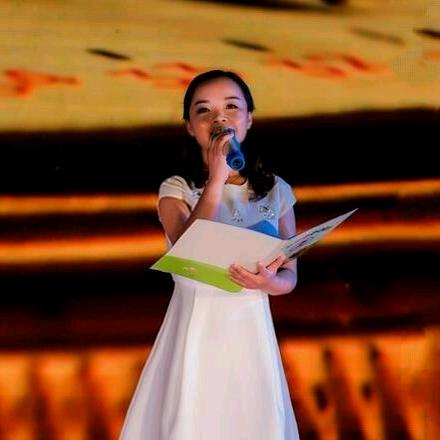 爱艺术的孙老师