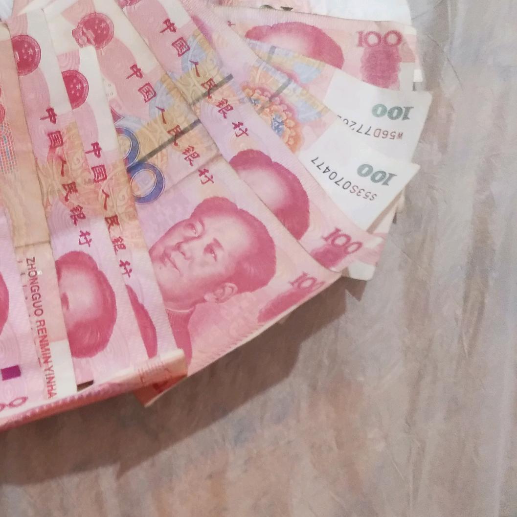 边中李五出租豪华灵棚车内有空调