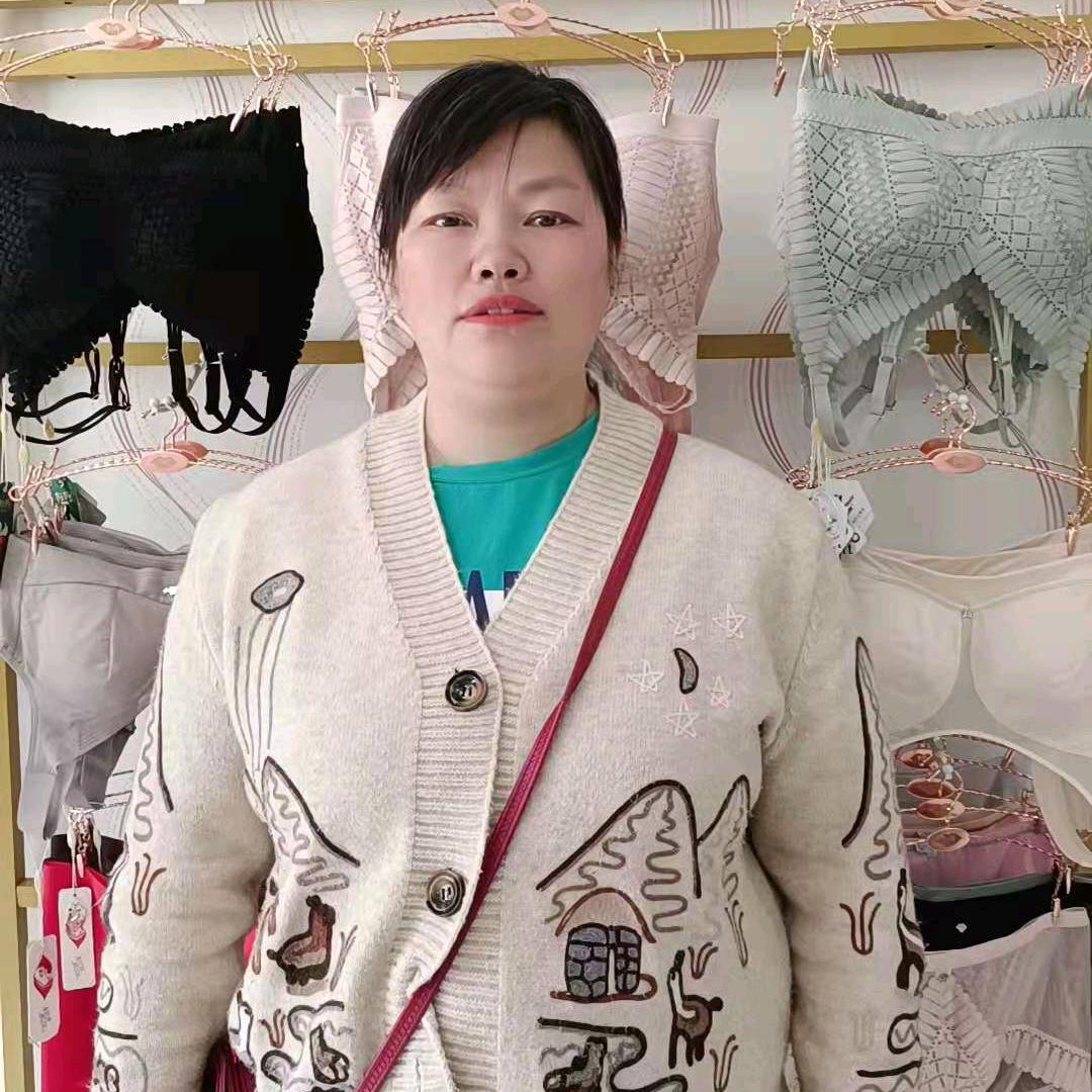 骆芬姐