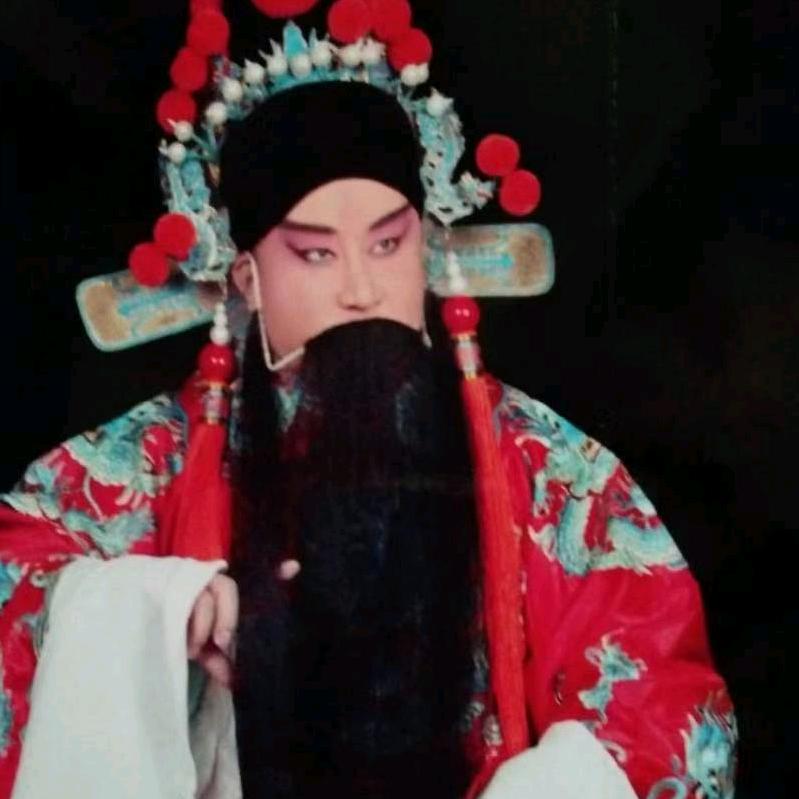 京韵 回族