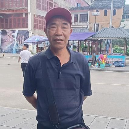 阿得大叔