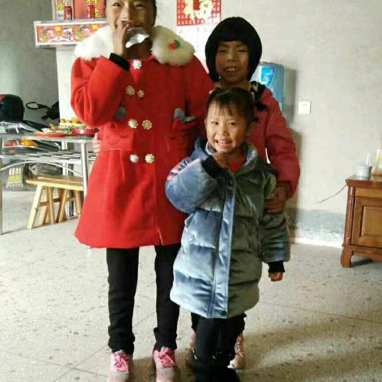 梁中燕