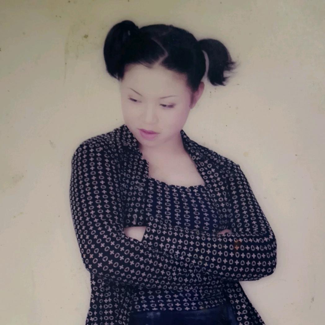 叉叉妹头像