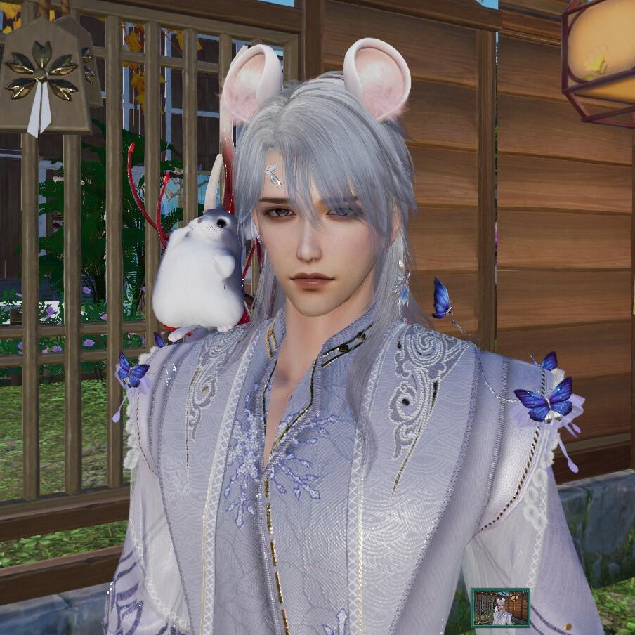 蓝色埋蛋小人。