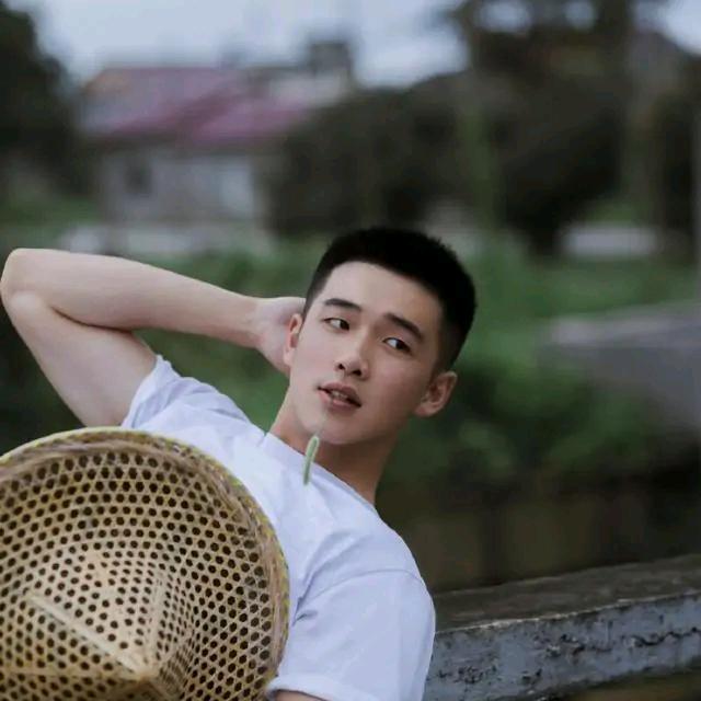 鸿运装饰