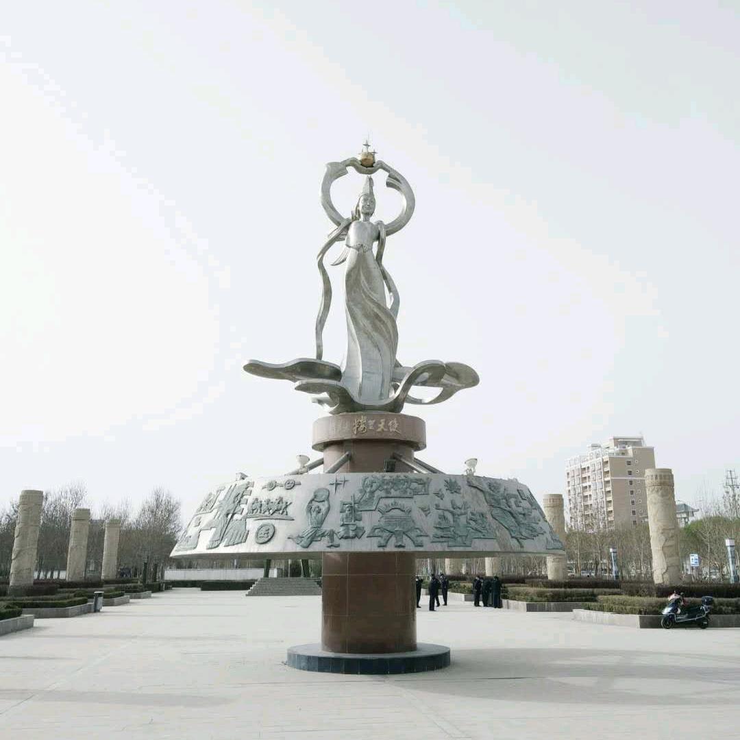 万紫千鸿