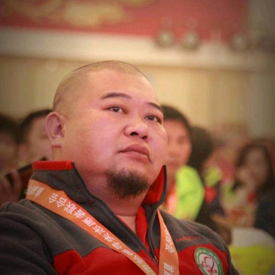 洪卫星