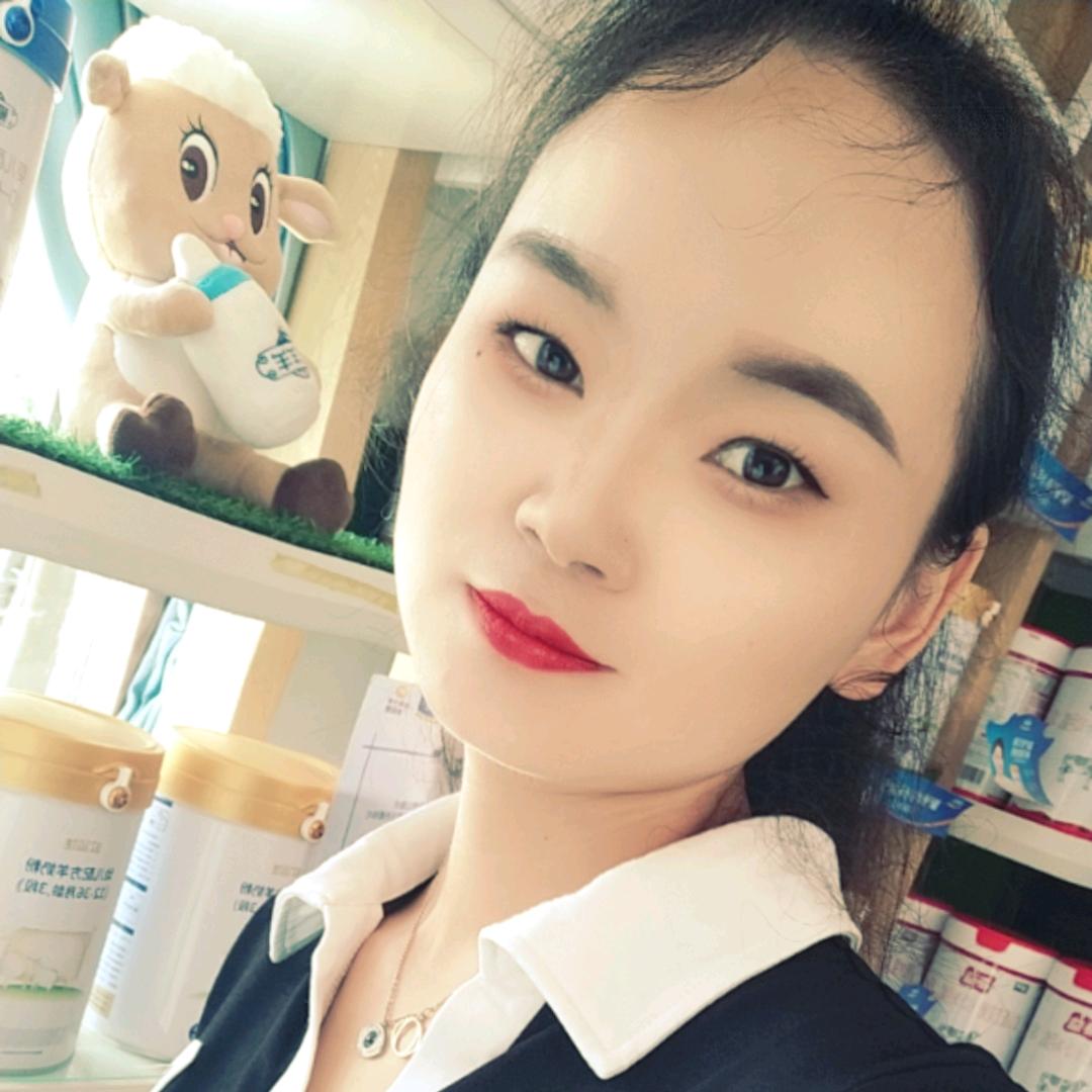 超乖的小财迷👧🏻✨