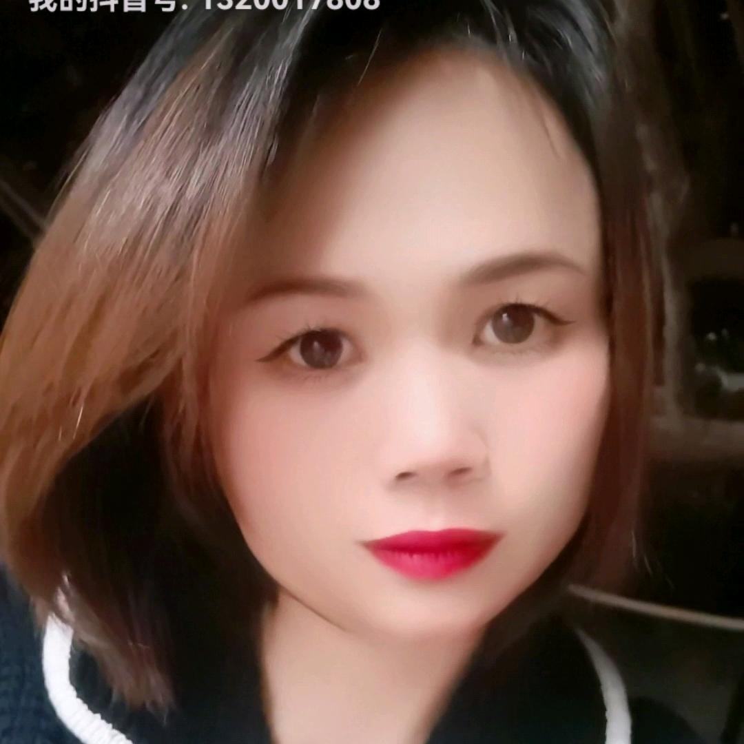 在德保做休闲烤吧的芊姐
