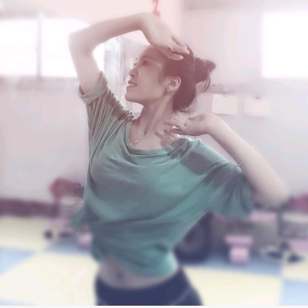 小石光健身舞