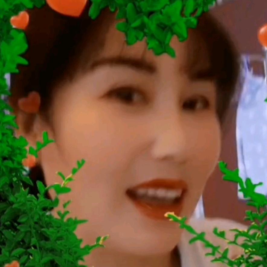 莫姐(请勿连赞)