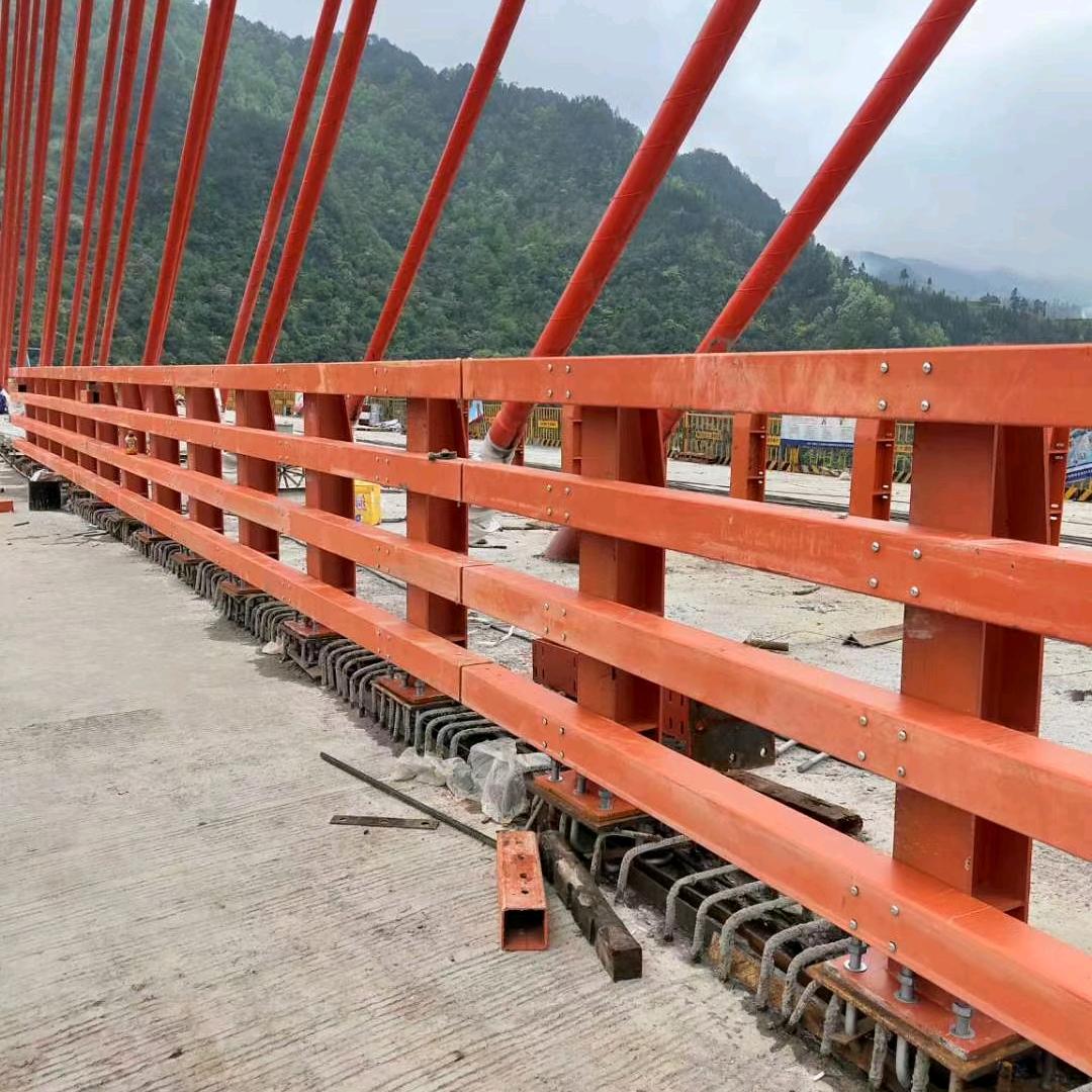 桥梁护栏 铁艺护栏 防撞护栏厂家～迅鼎