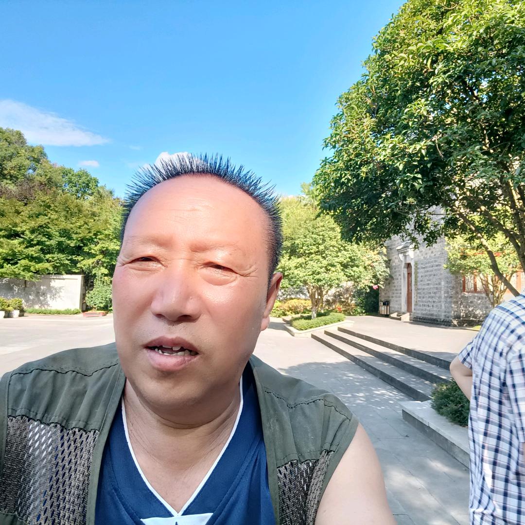 陈八
