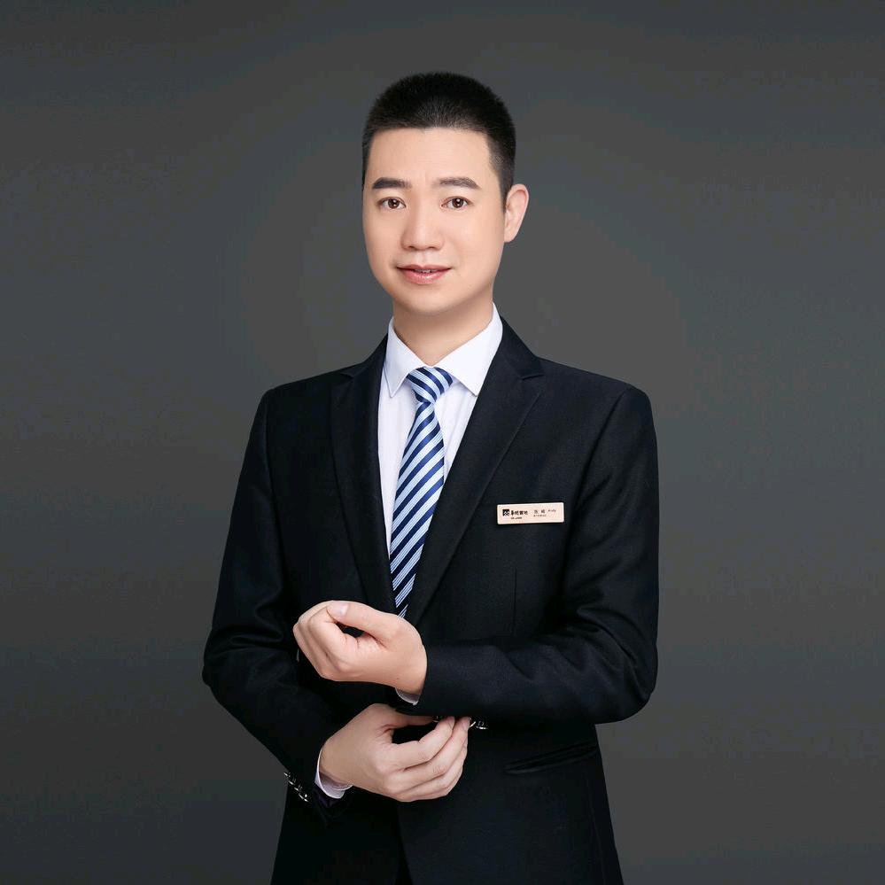 柳州静兰湾两届亿元销冠张峰