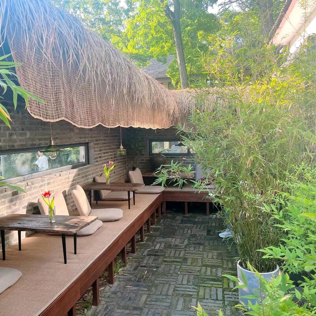 专业换红瓦、楼房加顶（肖师傅）