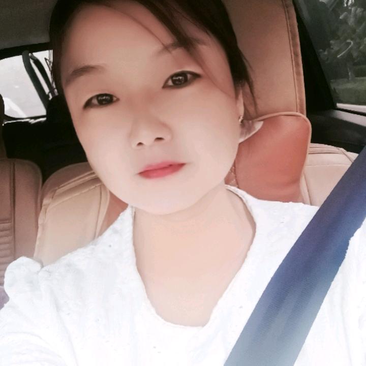 山茶花～读不懂白玫瑰🌹