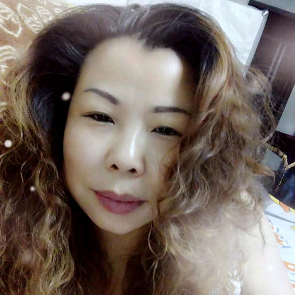 带纹身的文文