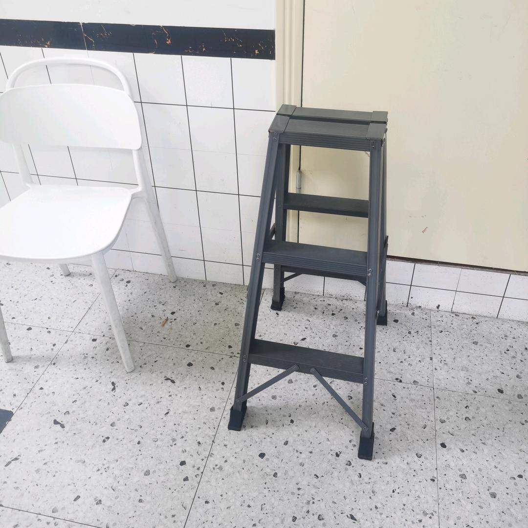 梯子哥工贸有限公司