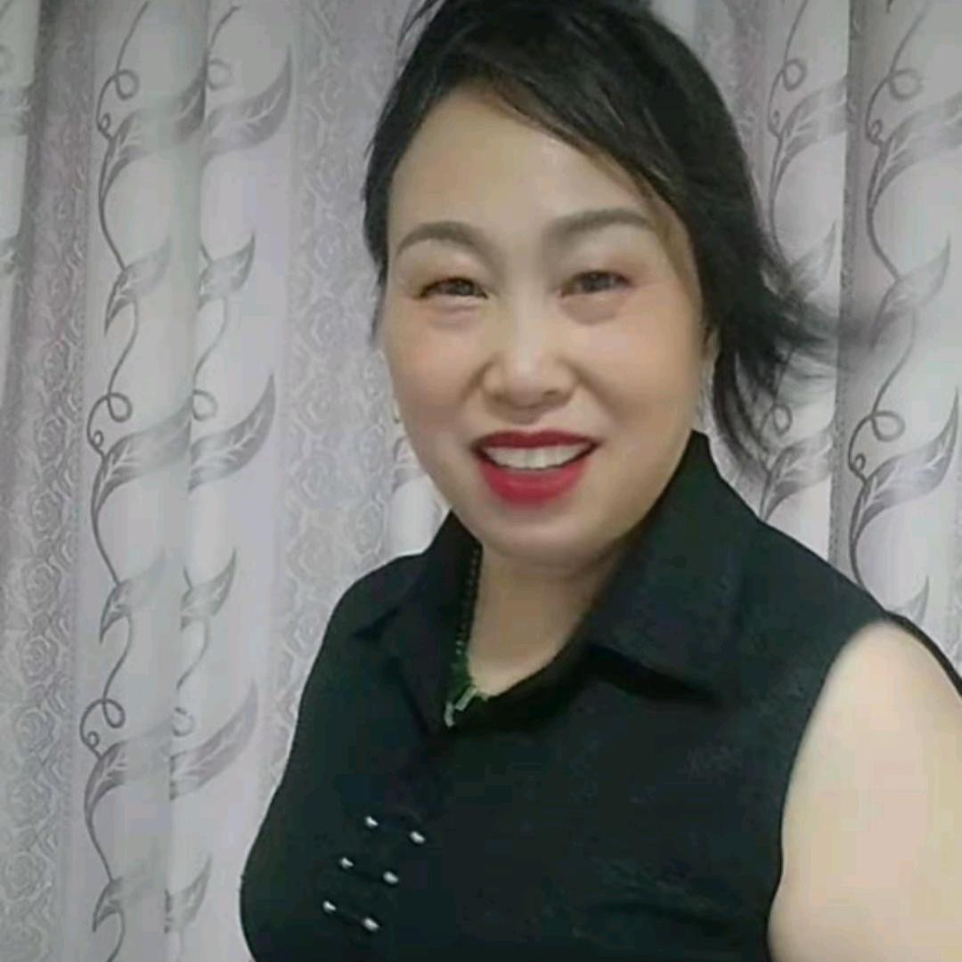 鑫超妈穿搭
