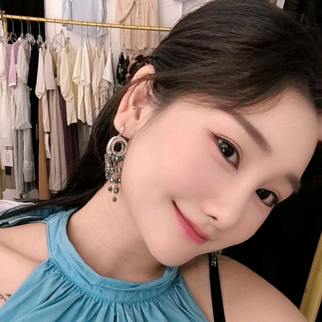 珊珊发光，不闲聊！