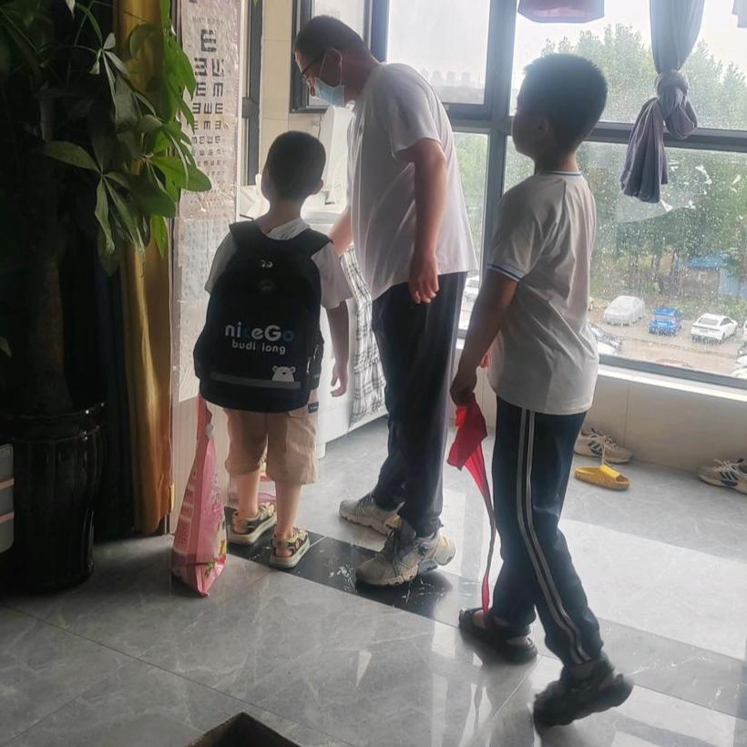 阳洋👨‍👩‍👦‍👦