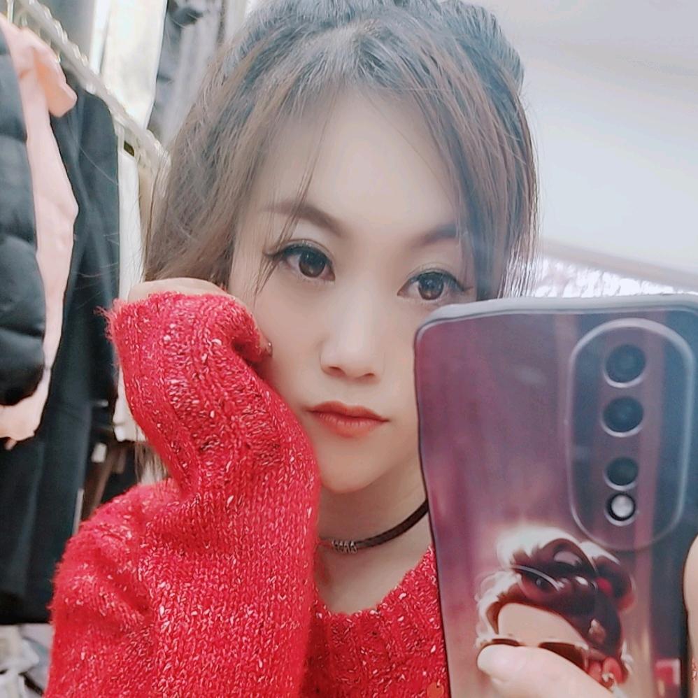韩衣舍潮搭