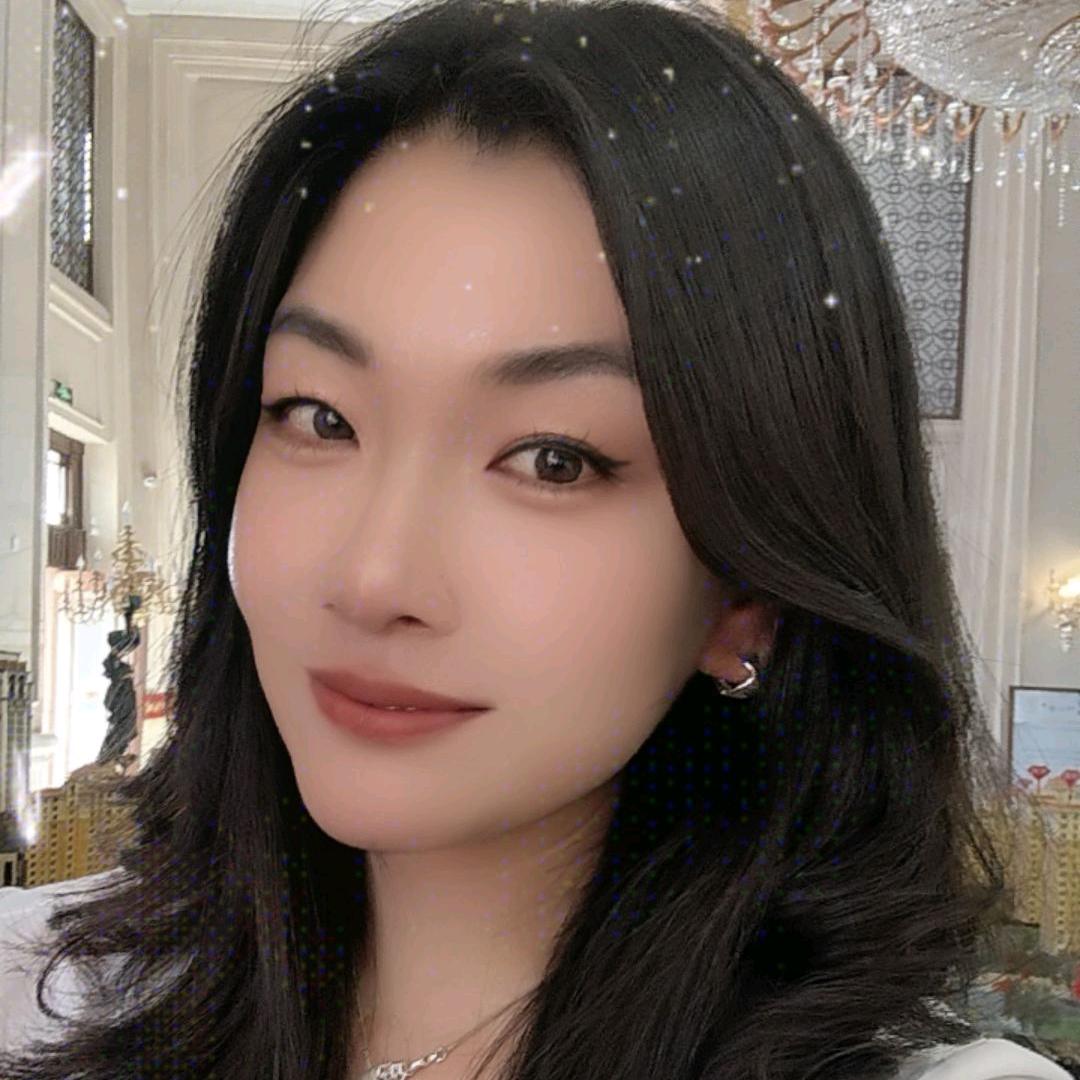 北京公馆售楼小姐姐