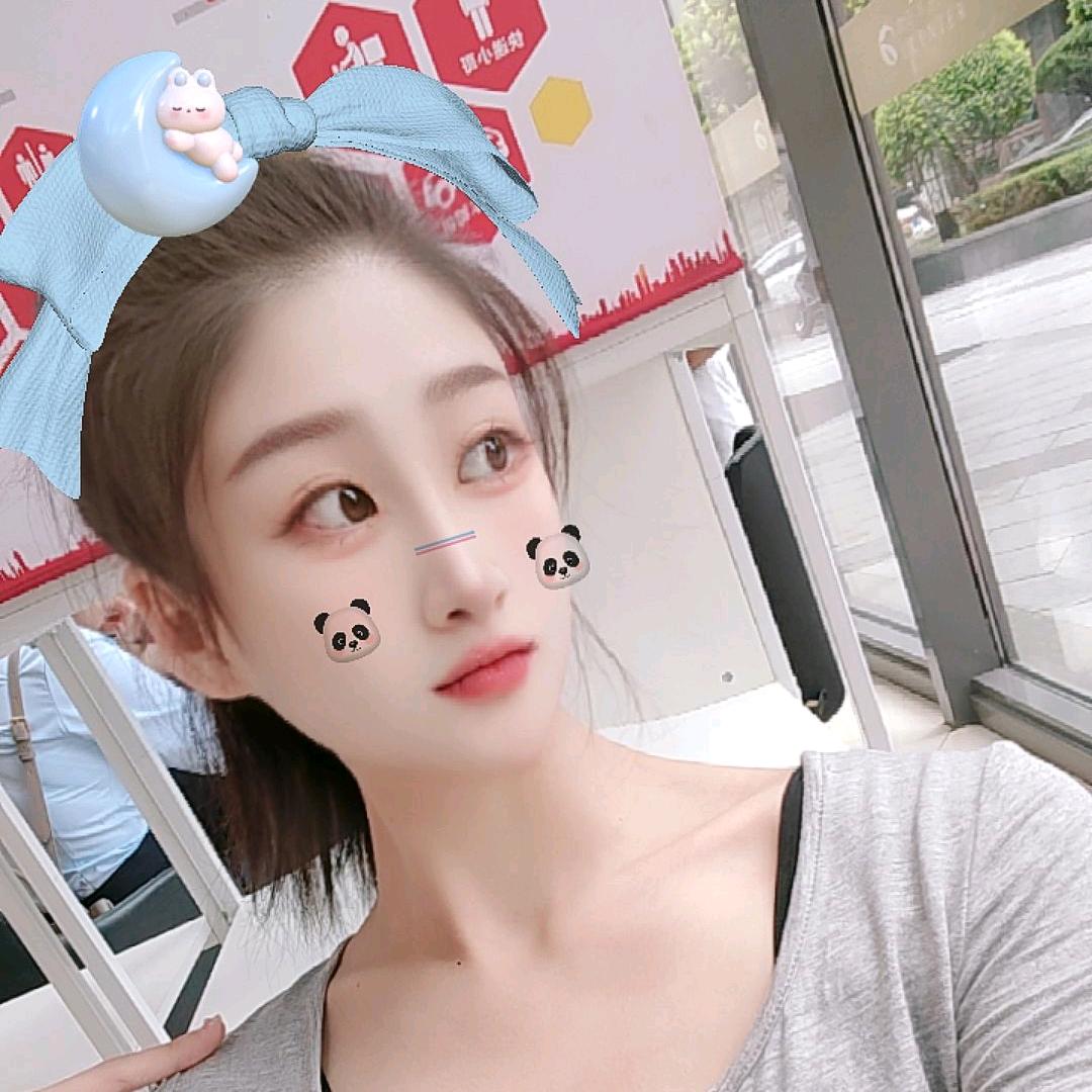 小蜜蜂💃💃👀
