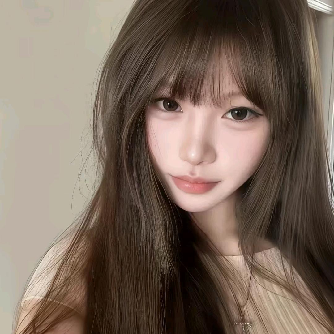 莓 莉 猫^⦁᎑-^ ੭