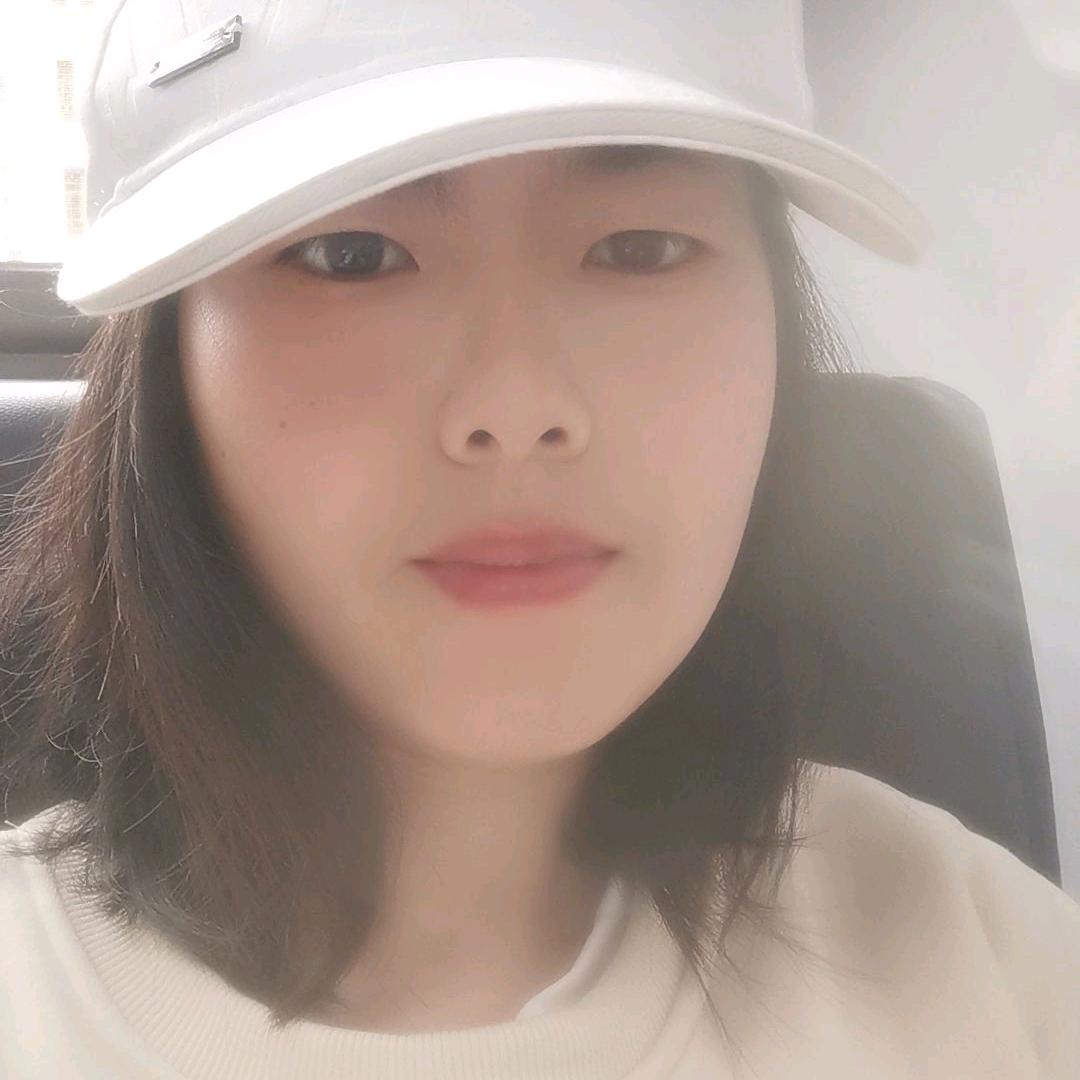 红霞（小个子服饰）