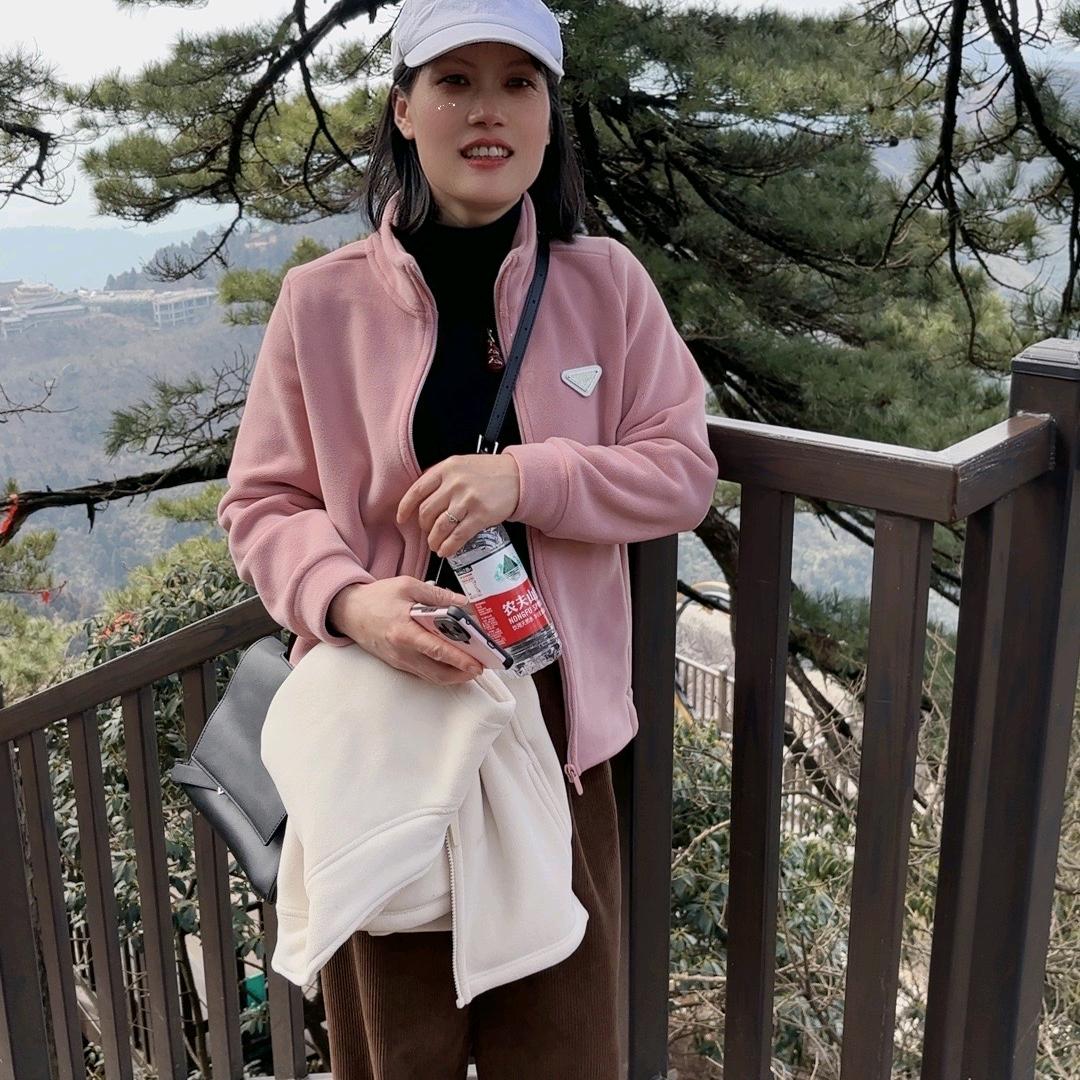 奔翔黑白线王进