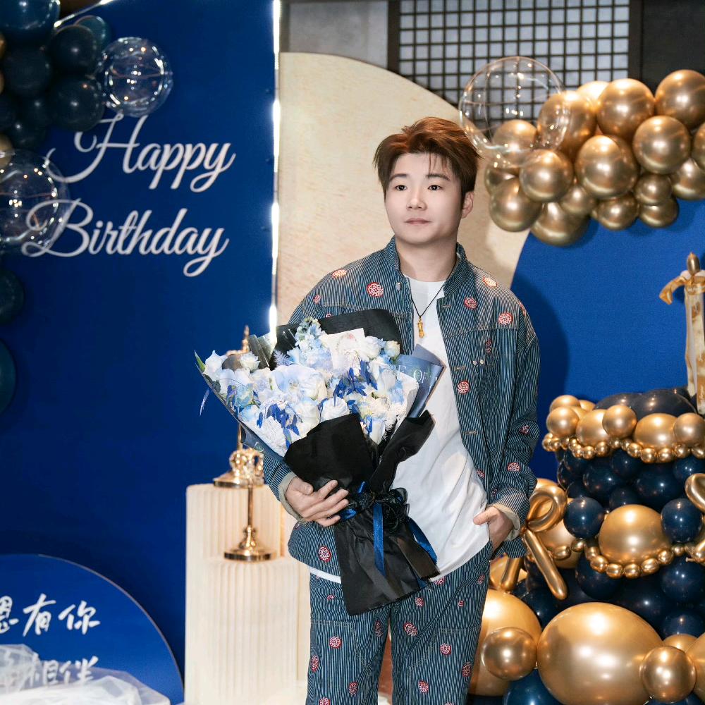 白家人新歌《不够》