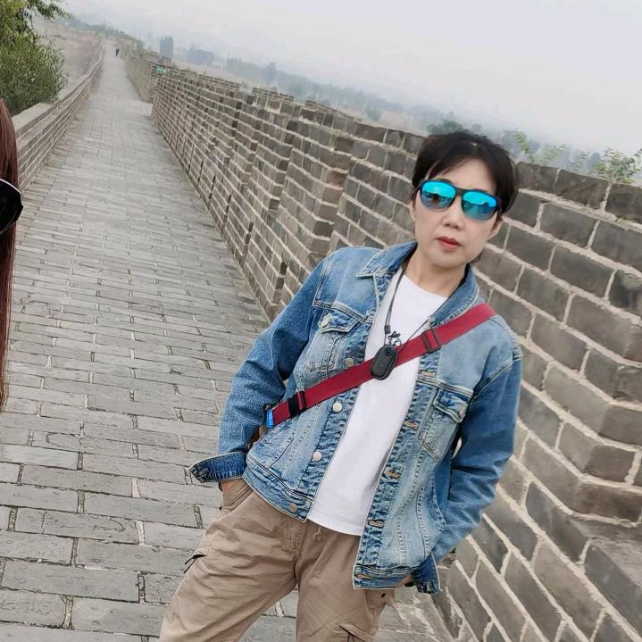 潇洒的云