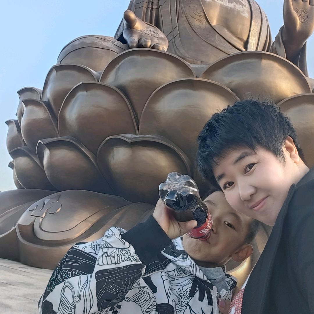 平安，王国玲