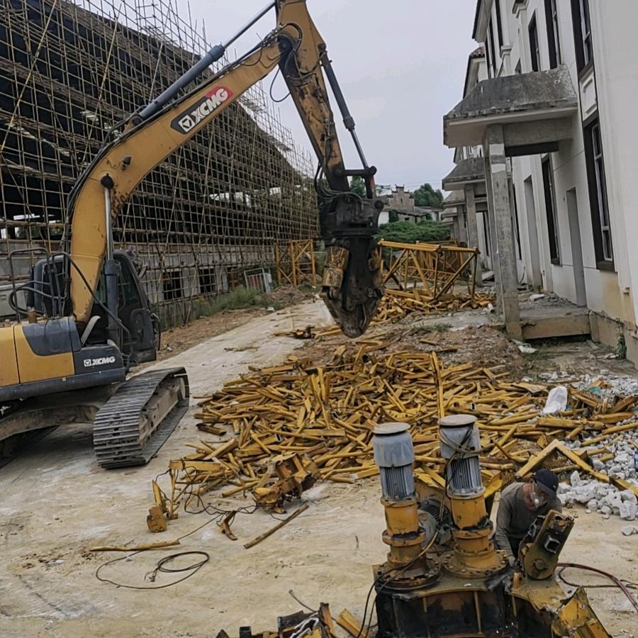 废旧物资厂房清理