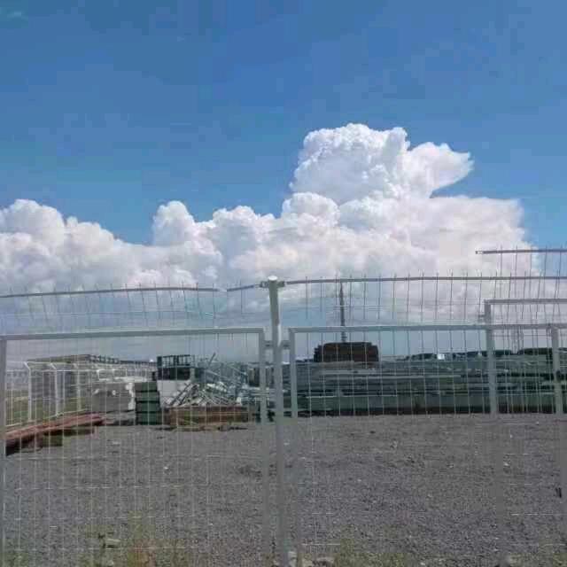 蓝天白云HBZ