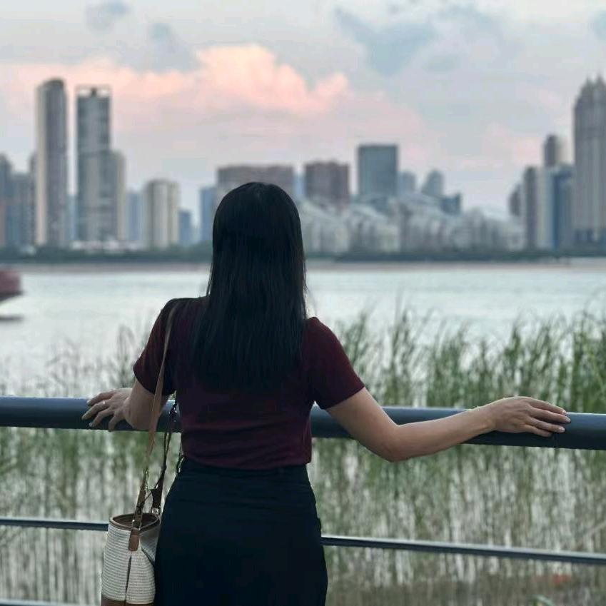 澜澜