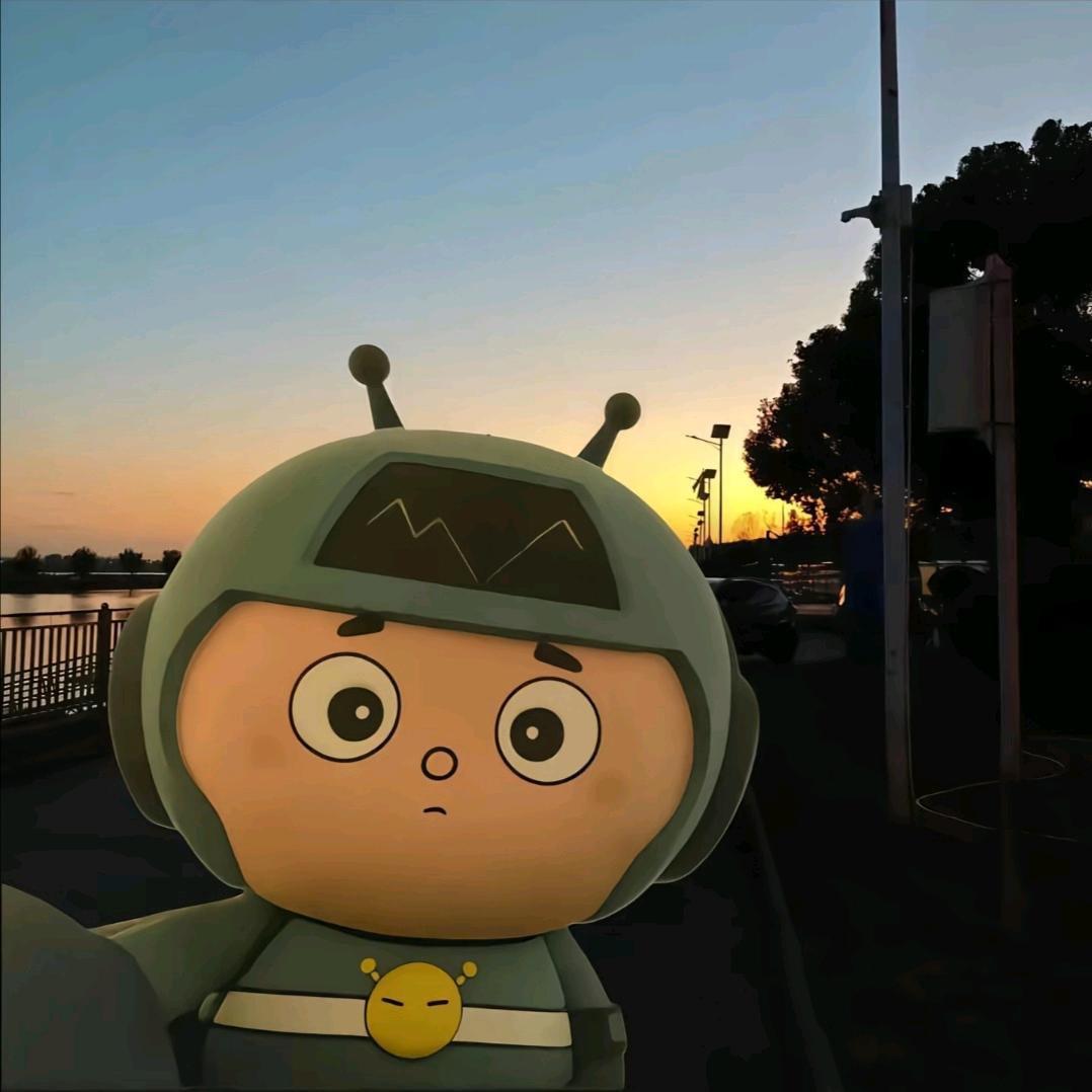 小小怪下士.