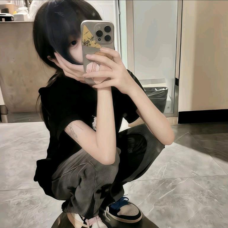 ᵃ雾饼