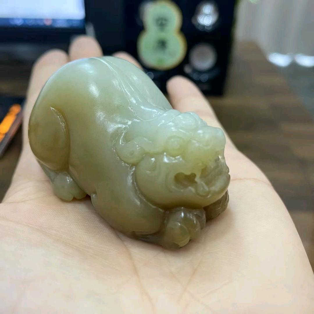 良栋新疆和田玉