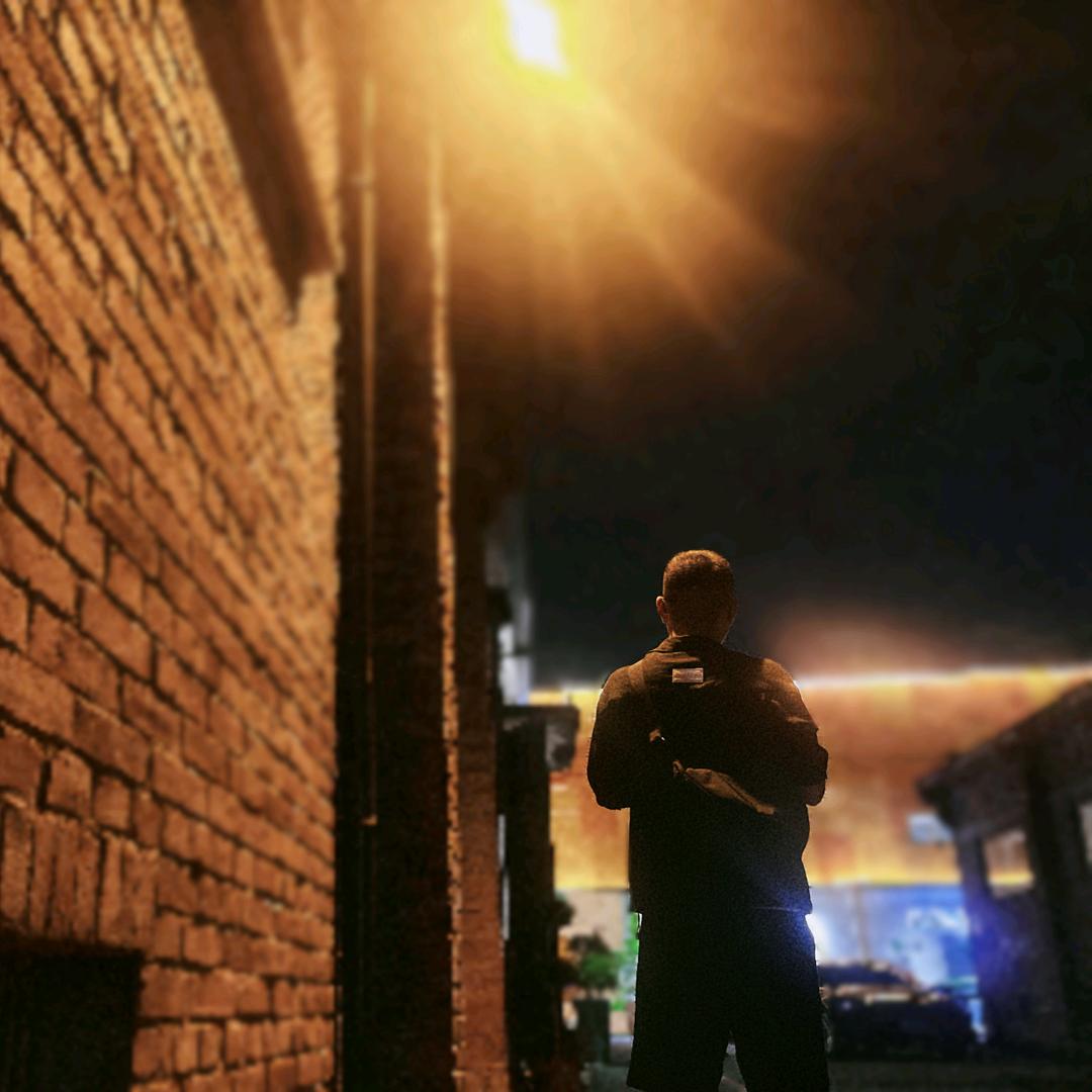 · 中国人民万岁 ·