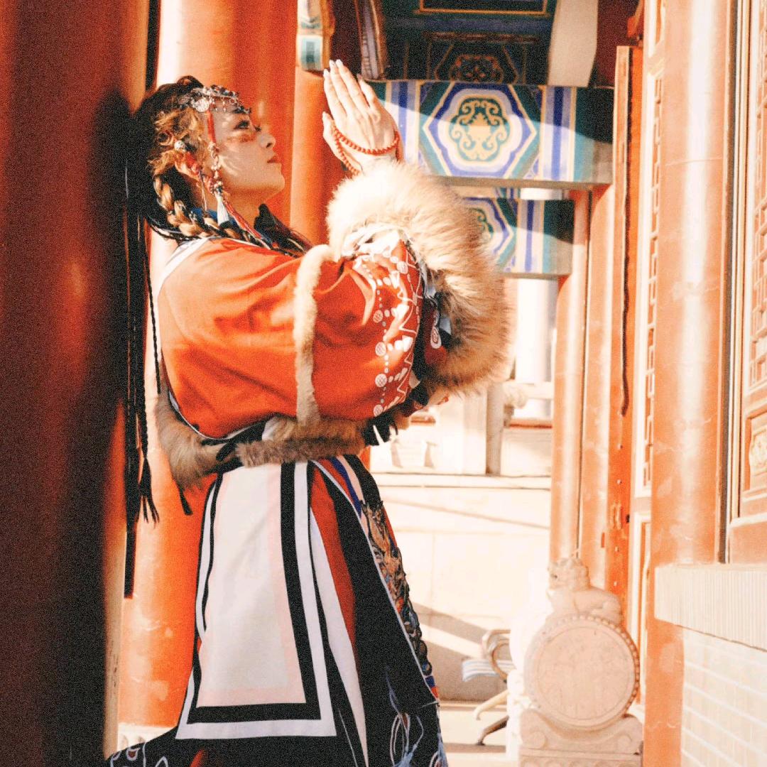 🦊 汐  沅  阁🐍